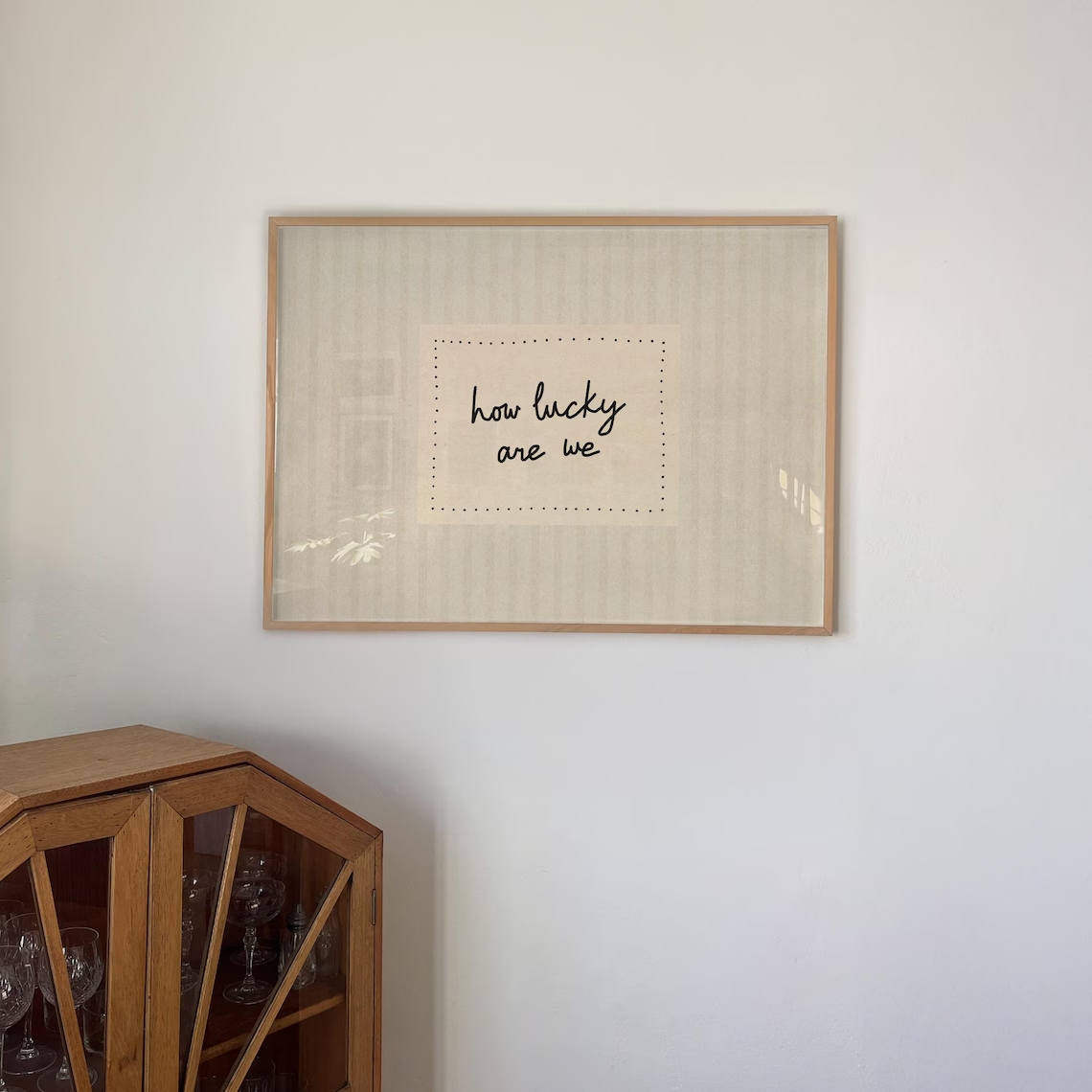 Modern,Minimalist How Lucky Ar - Home Decor Quotes 评论和价格